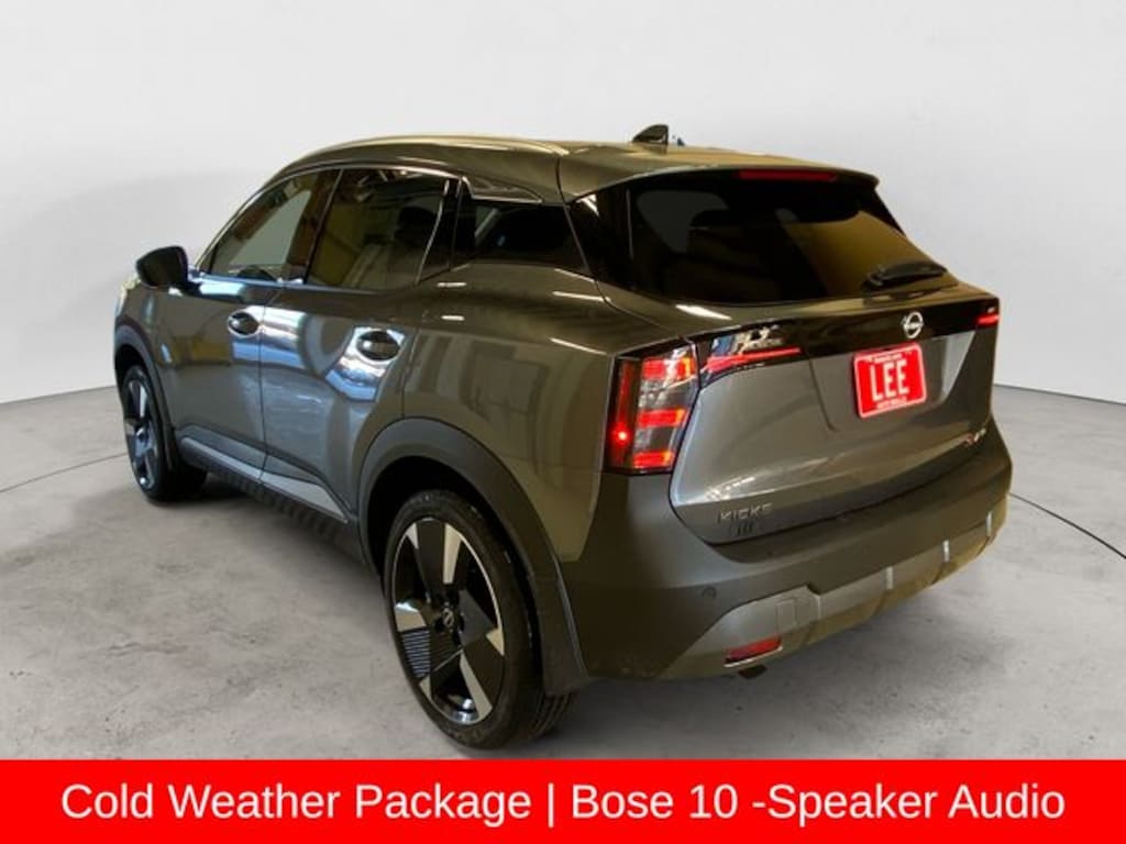 New 2026 Nissan Kicks SR SUV