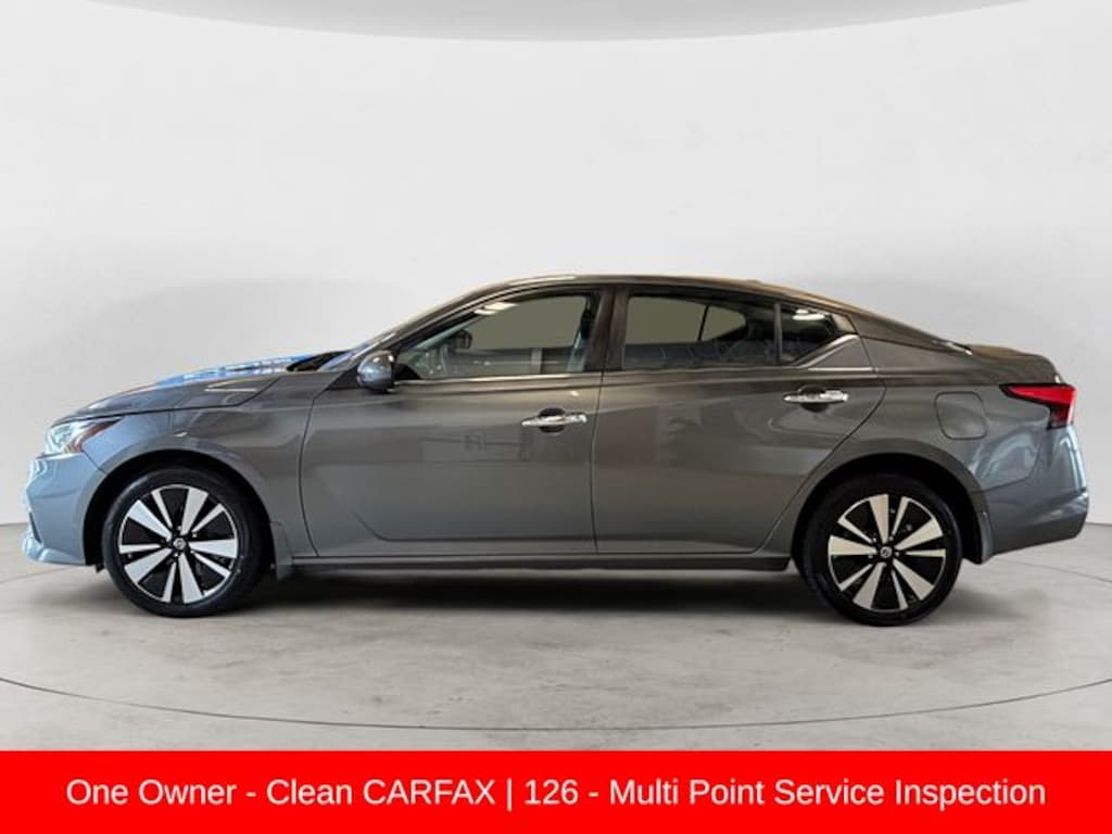 Used 2022 Nissan Altima 2.5 SV Sedan