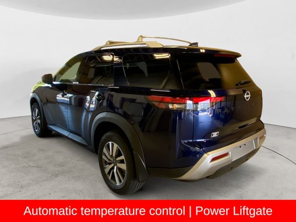 New 2025 Nissan Pathfinder SL SUV