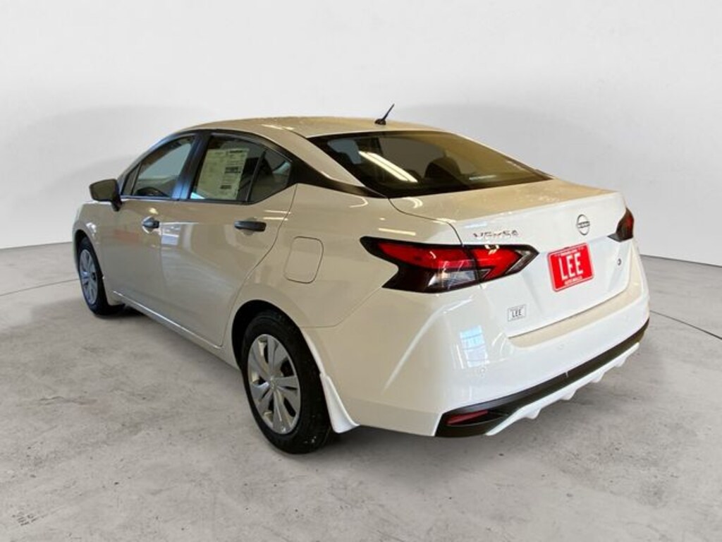 New 2025 Nissan Versa 1.6 S Sedan