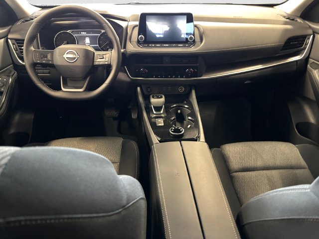 2026 Nissan Rogue SV - Photo 11