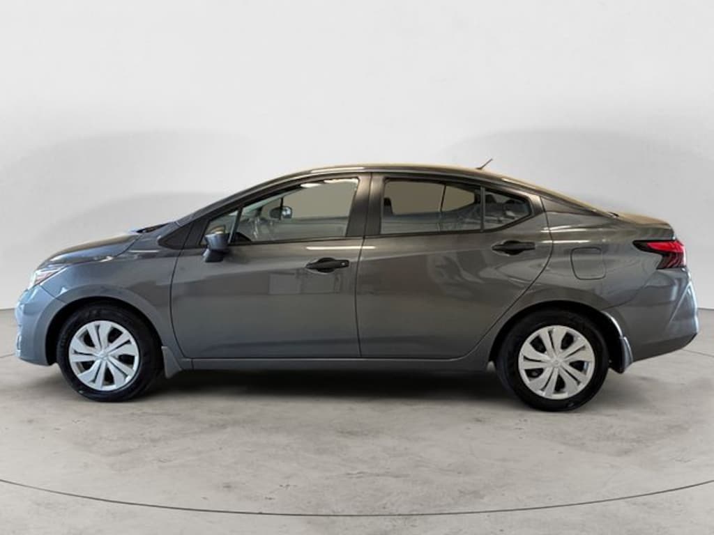 Used 2024 Nissan Versa 1.6 S Sedan