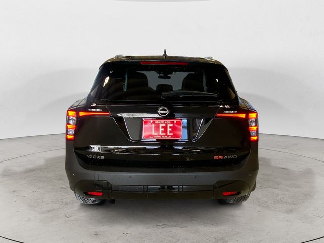 2025 Nissan Kicks SR photo 4