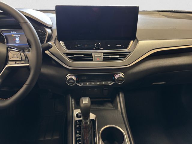 2026 Nissan Altima SR - Photo 12