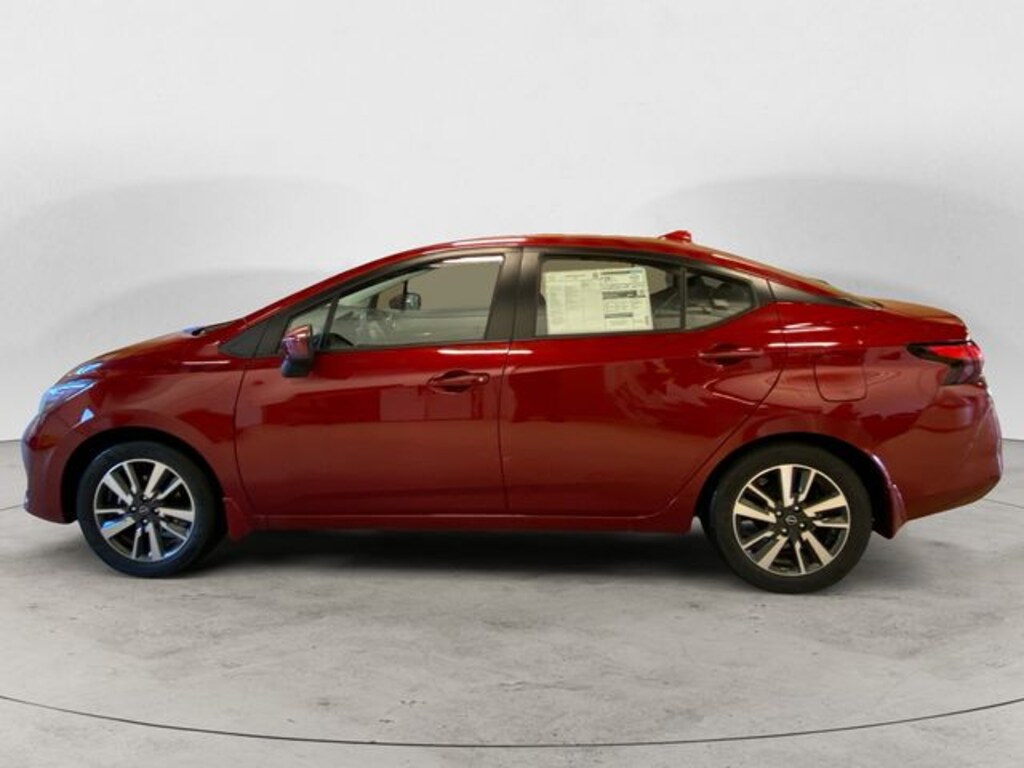 New 2025 Nissan Versa 1.6 SV Sedan