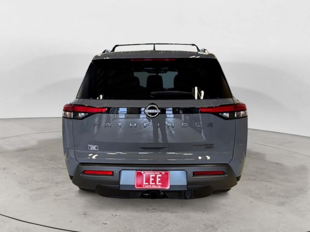 New 2026 Nissan Pathfinder Platinum SUV