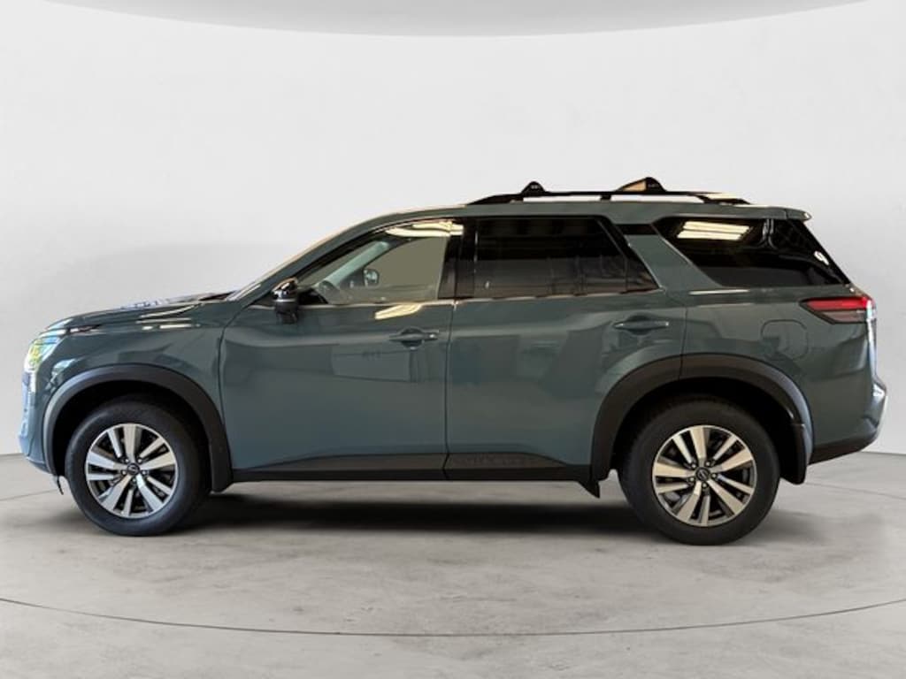 New 2026 Nissan Pathfinder SL SUV