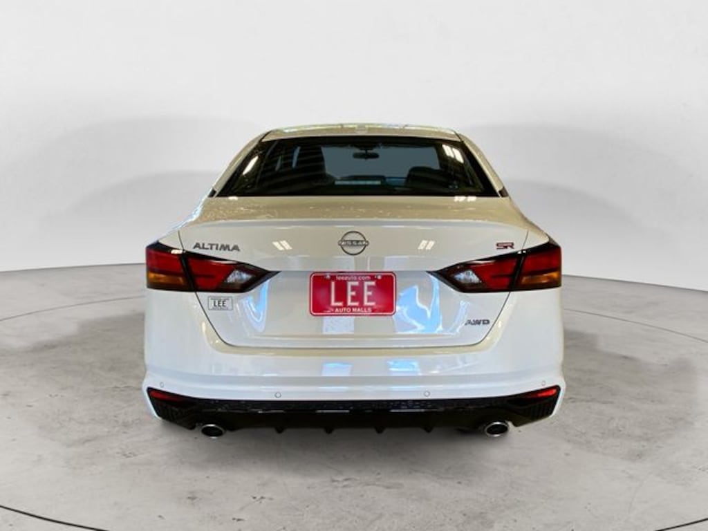 New 2025 Nissan Altima SR Sedan
