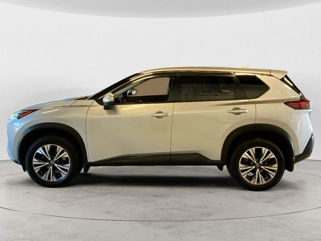 2021 Nissan Rogue SV photo 2
