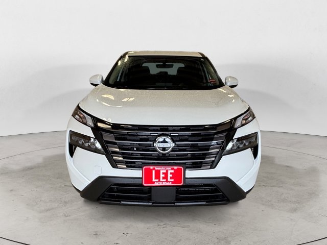 2026 Nissan Rogue SV - Photo 9