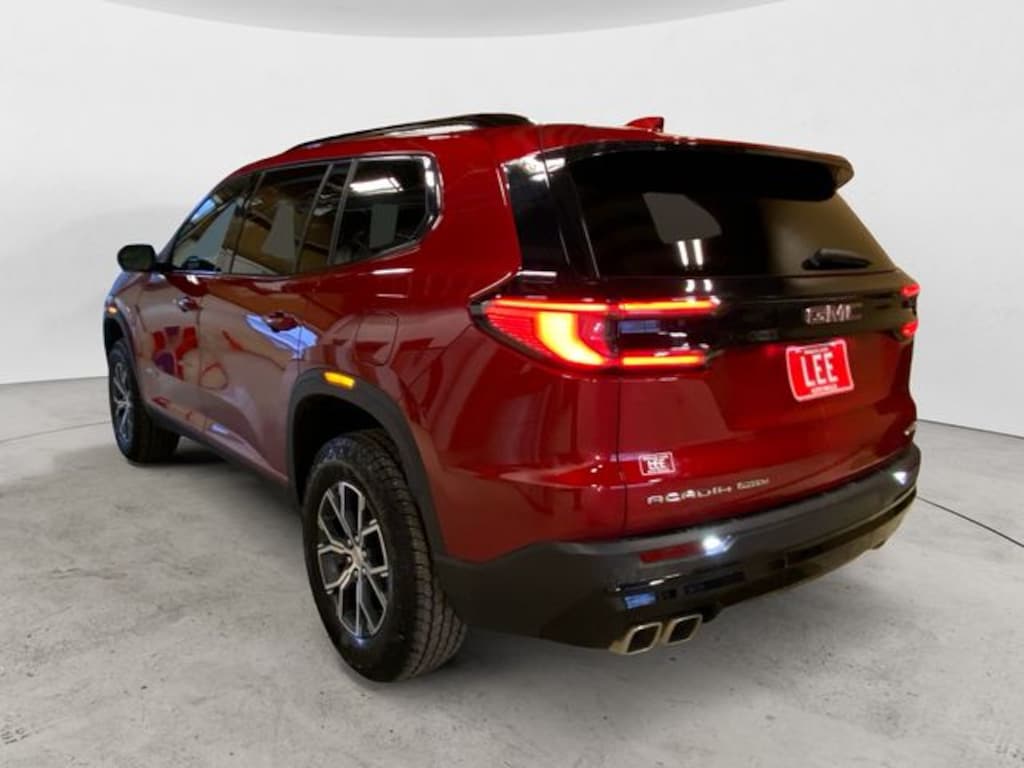 Used 2024 GMC Acadia AT4 SUV