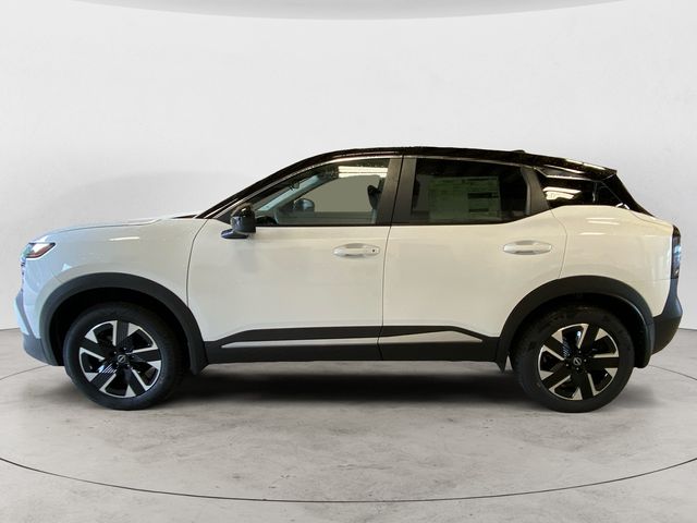 2025 Nissan Kicks SV photo 2