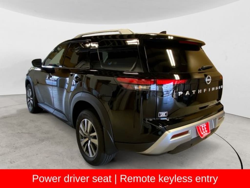 New 2025 Nissan Pathfinder SL SUV