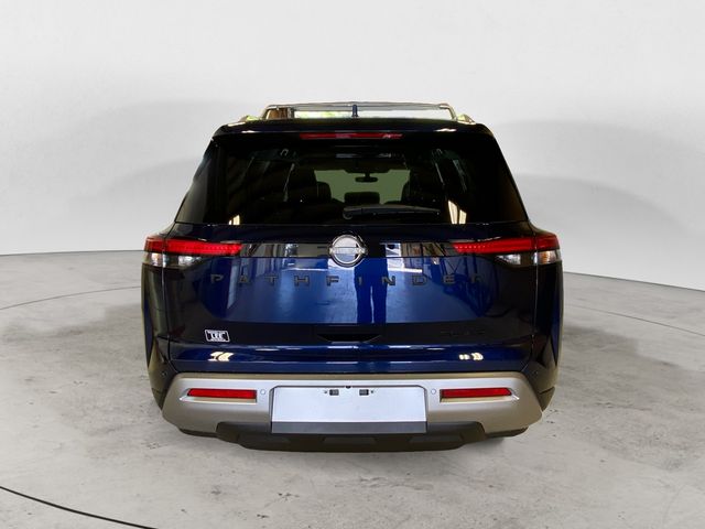 2025 Nissan Pathfinder SL photo 4