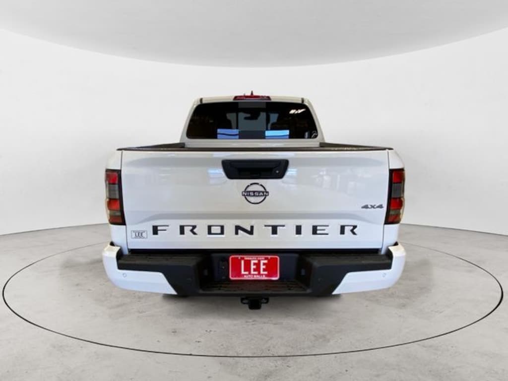New 2026 Nissan Frontier SV Truck Crew Cab
