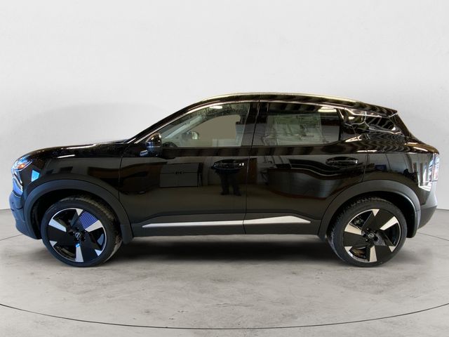 2025 Nissan Kicks SR photo 2