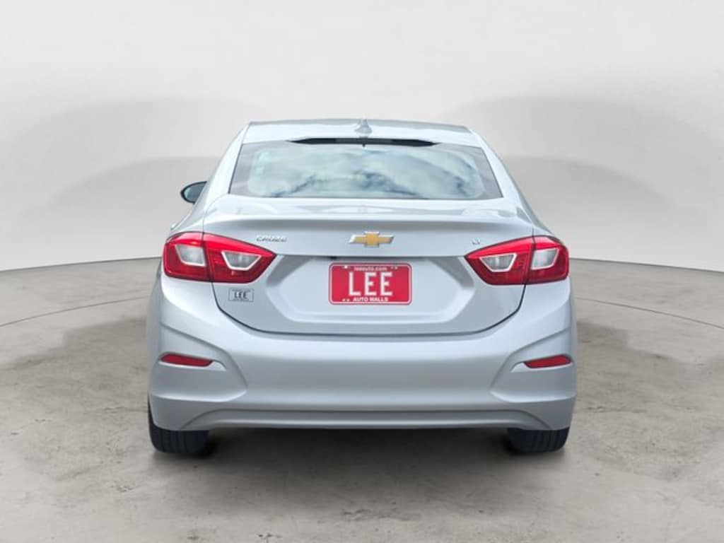 Used 2017 Chevrolet Cruze LT Sedan