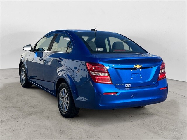 2017 Chevrolet Sonic LT photo 3