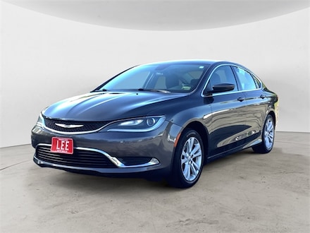 2015 Chrysler 200 Limited Sedan