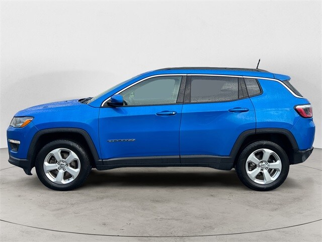 2018 Jeep Compass Latitude photo 2