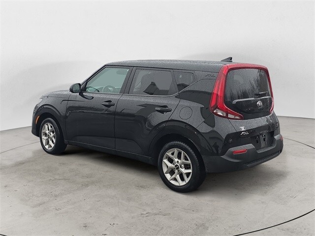 2020 Kia Soul S photo 2