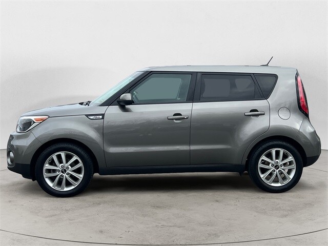 2017 Kia Soul Plus photo 2