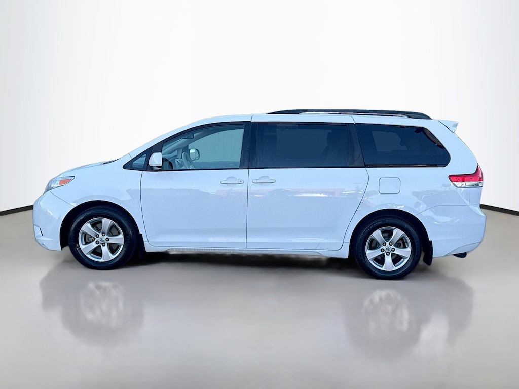 Used 2014 Toyota Sienna LE Van