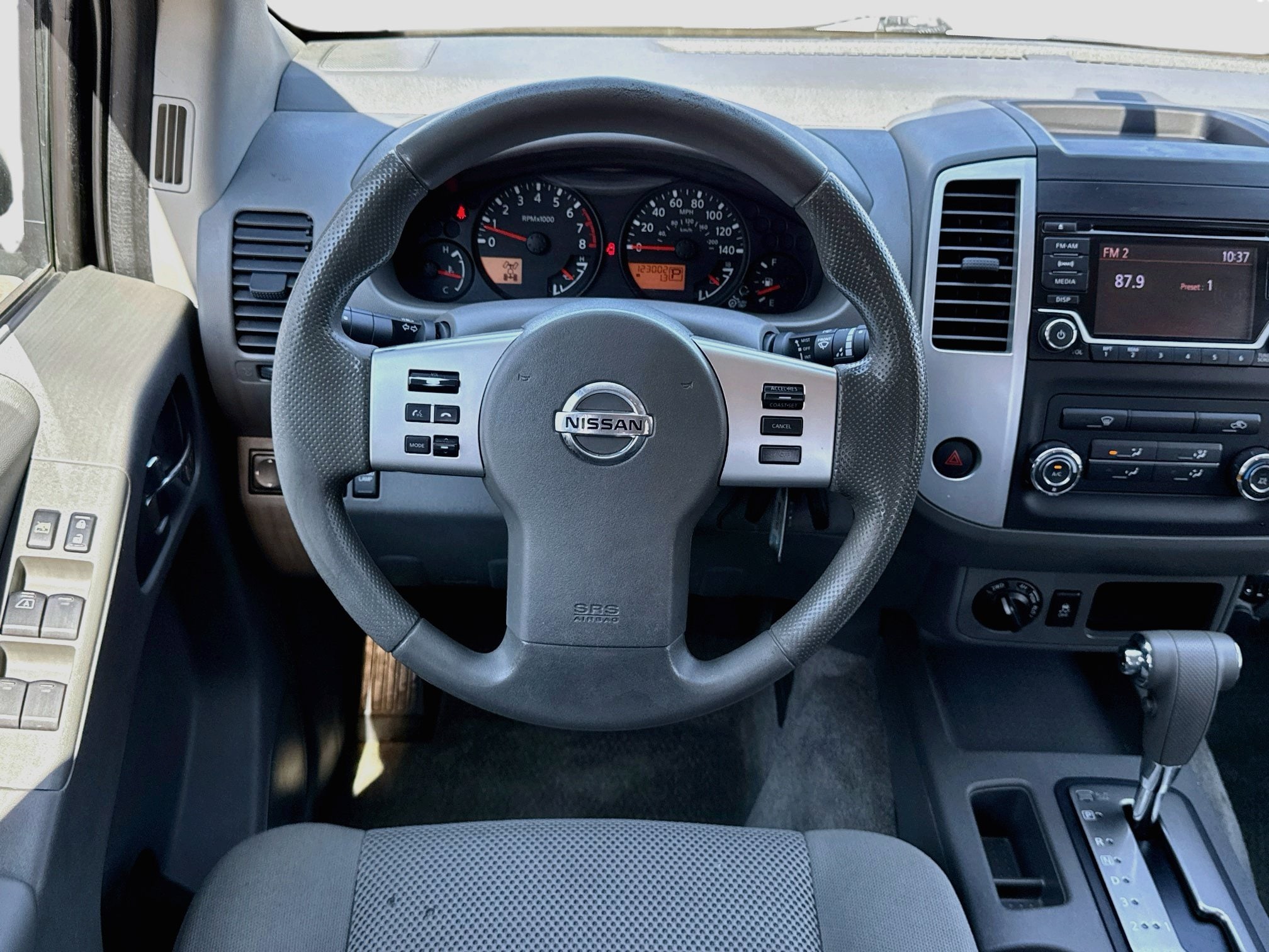 2018 Nissan Frontier SV - Photo 8
