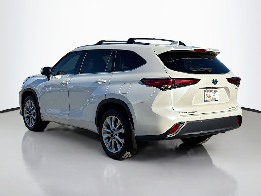 Used 2020 Toyota Highlander Hybrid Limited SUV