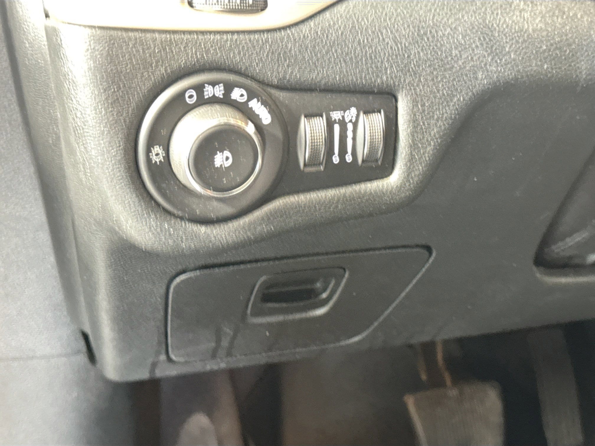 2016 Jeep Cherokee Limited - Photo 27