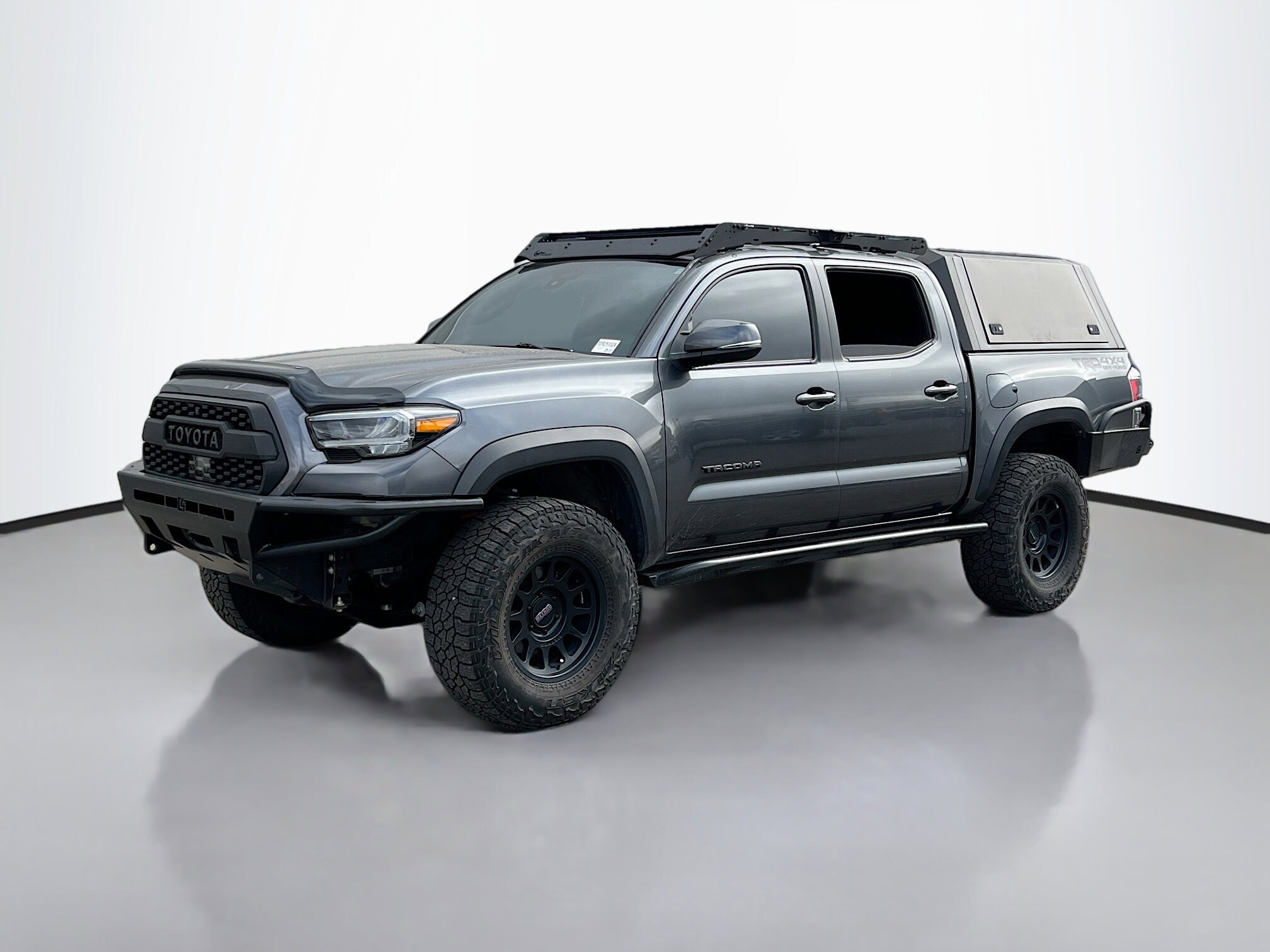 2022 Toyota Tacoma SR V6 photo 2