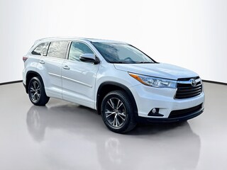 Used 2016 Toyota Highlander XLE V6 SUV for sale in Reno, NV