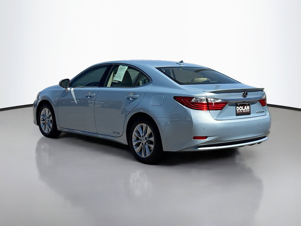 Used 2013 Lexus ES 300h Sedan
