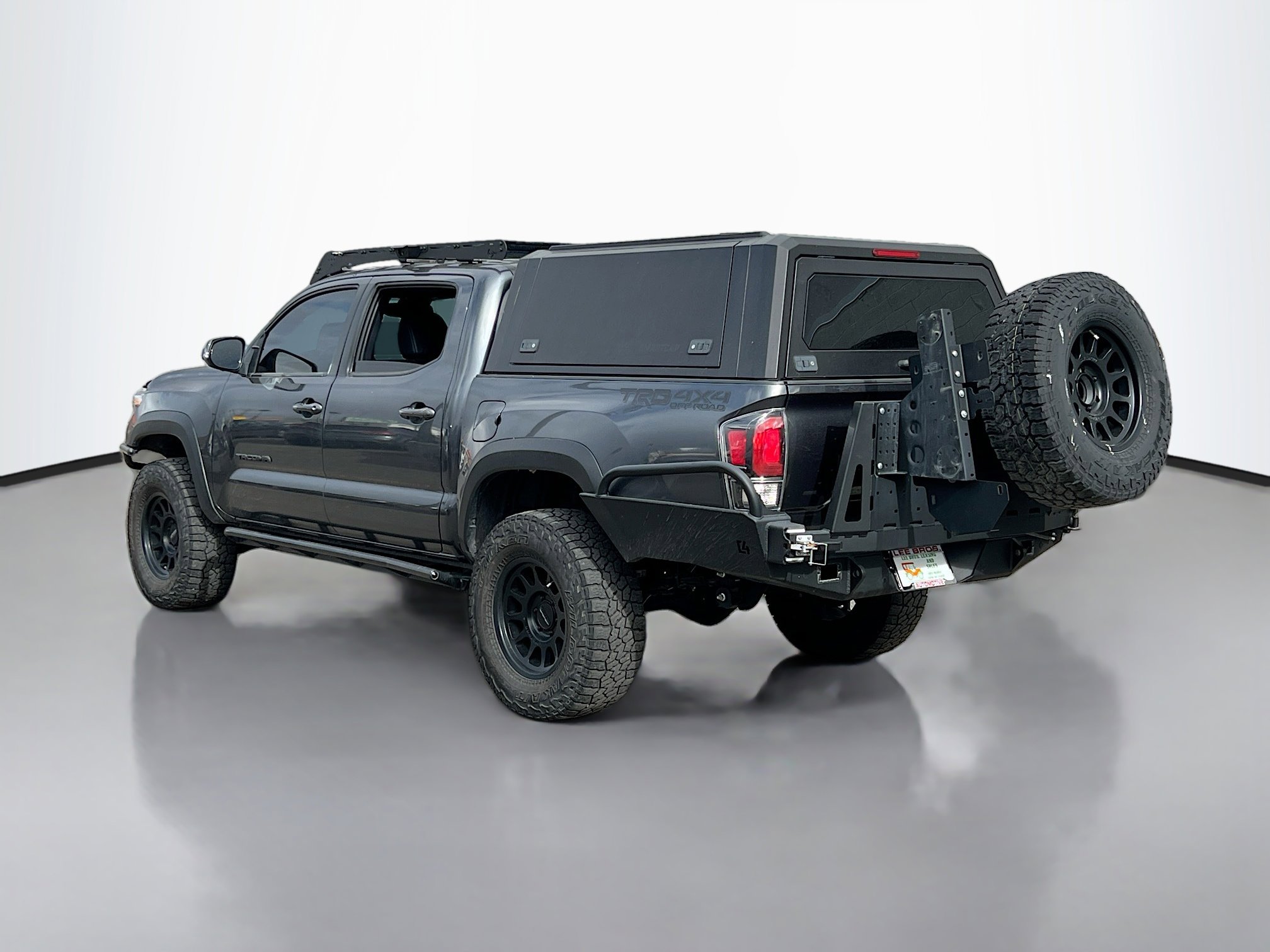 2022 Toyota Tacoma SR V6 photo 4
