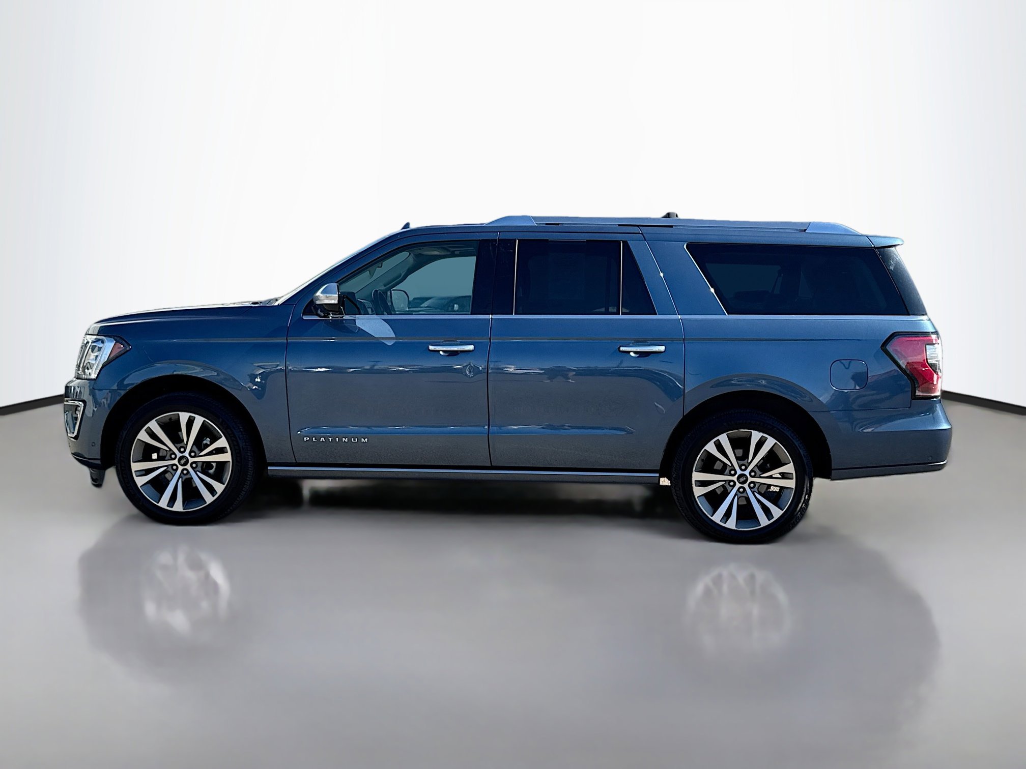 2020 Ford Expedition MAX Platinum photo 3