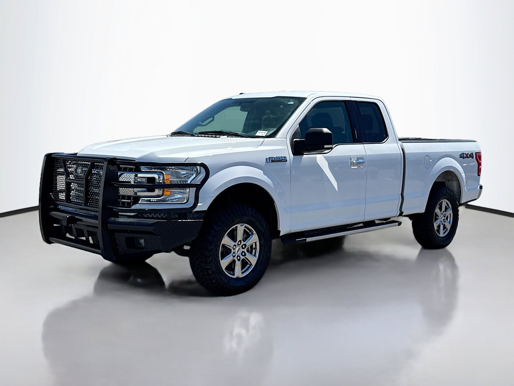 2018 Ford F-150 photo 2