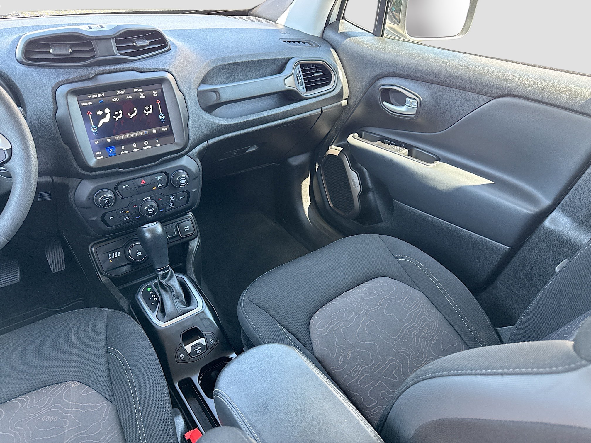 2023 Jeep Renegade Upland - Photo 11