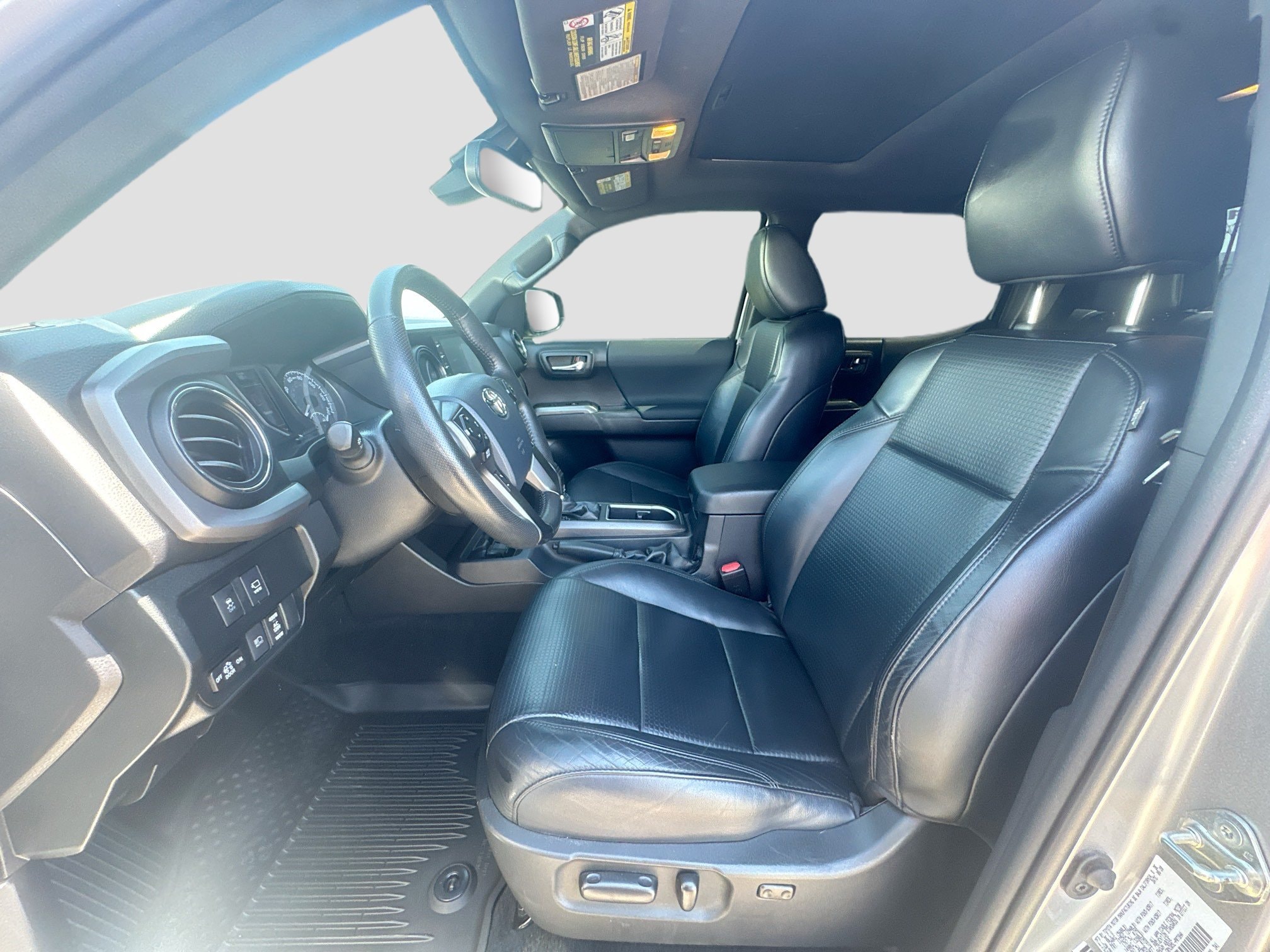 2020 Toyota Tacoma TRD Sport - Photo 6