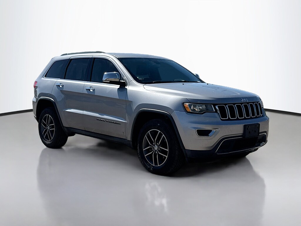 Used 2017 Jeep Grand Cherokee Limited 4x4 SUV
