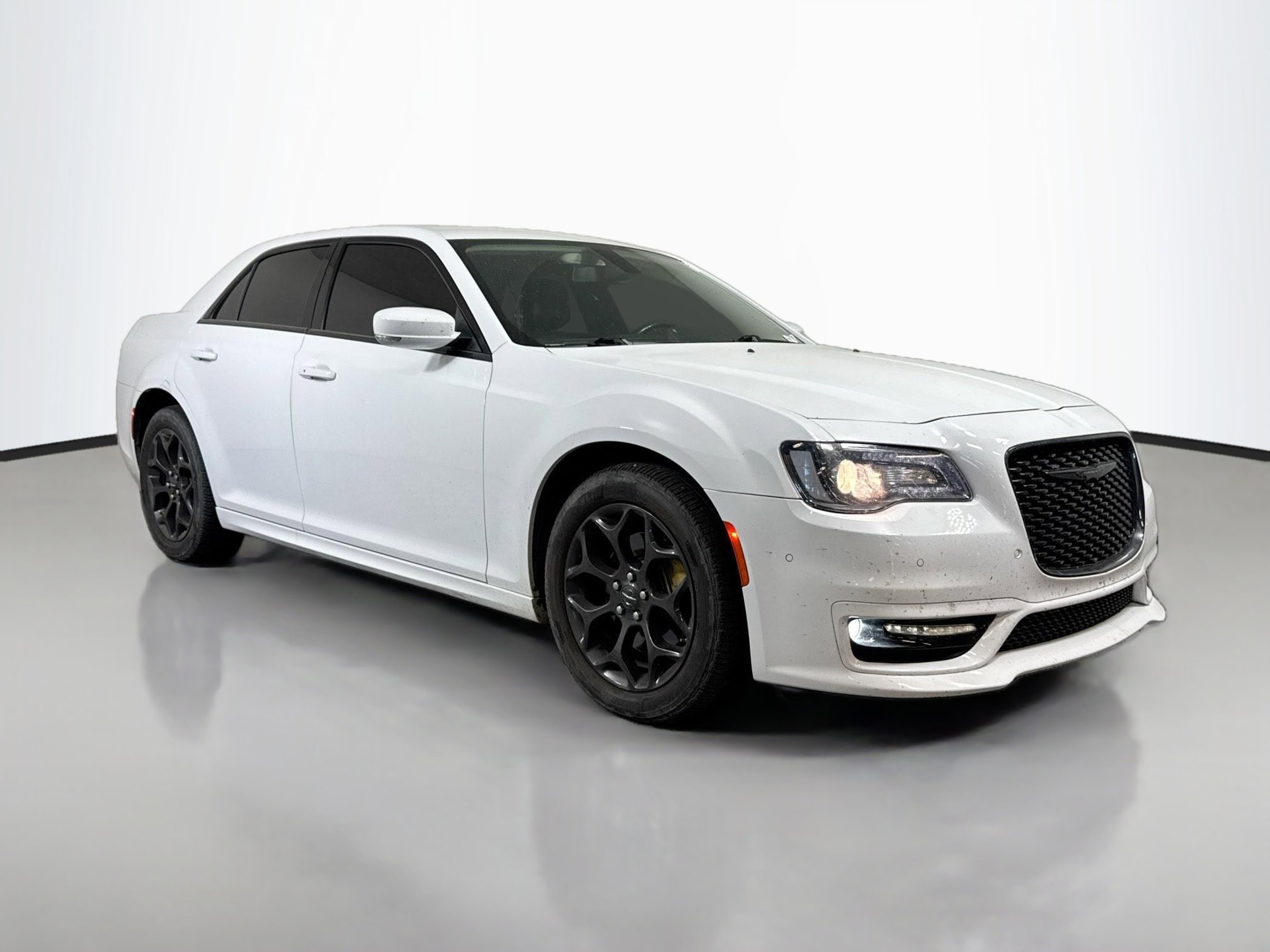 2022 Chrysler 300 Touring L AWD's photo