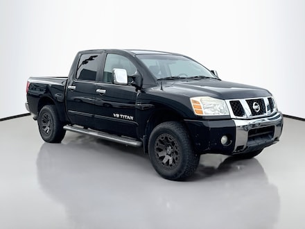 2005 Nissan Titan LE Truck Crew Cab