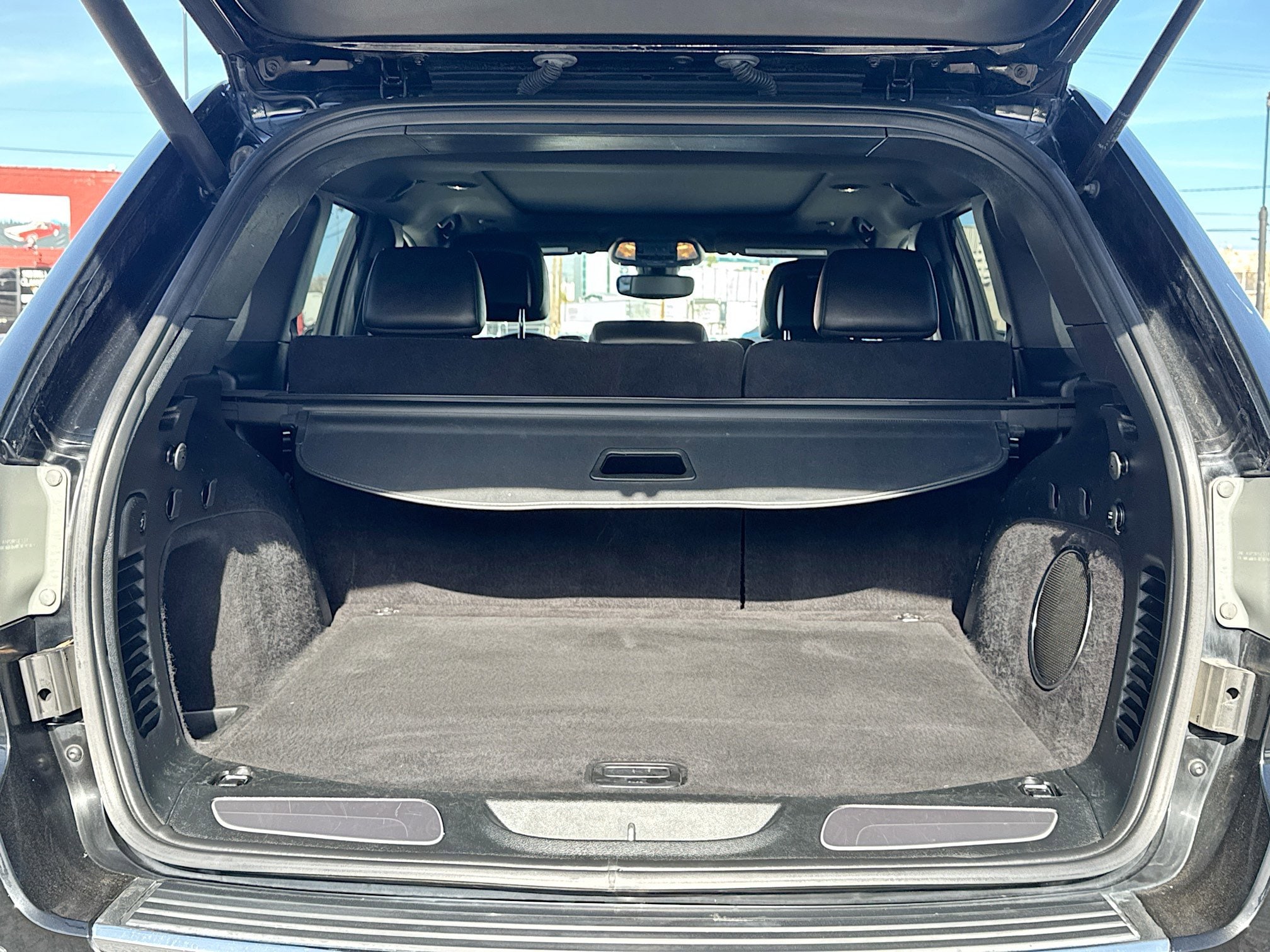 2018 Jeep Grand Cherokee Overland - Photo 24