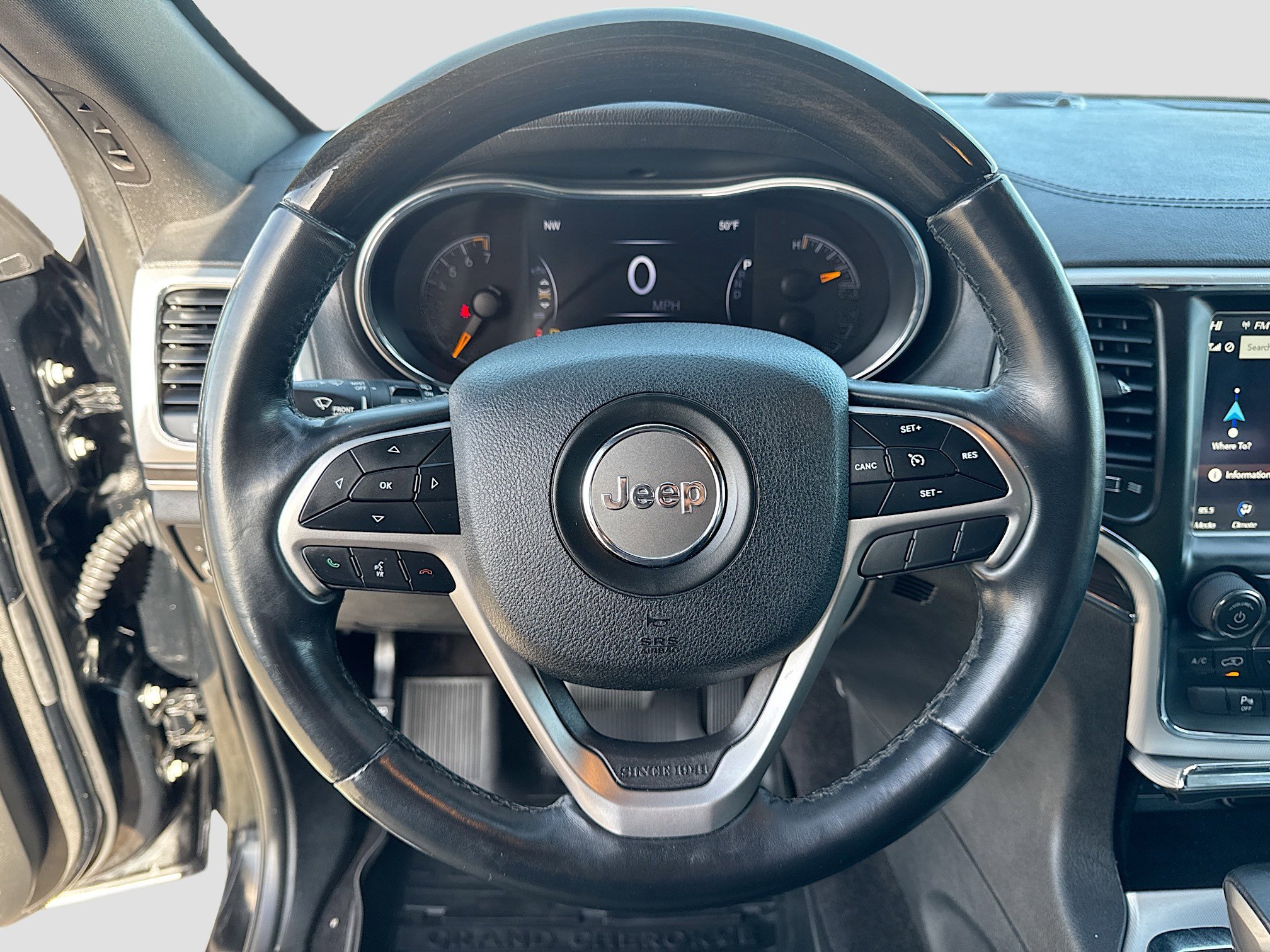 2018 Jeep Grand Cherokee Overland - Photo 12
