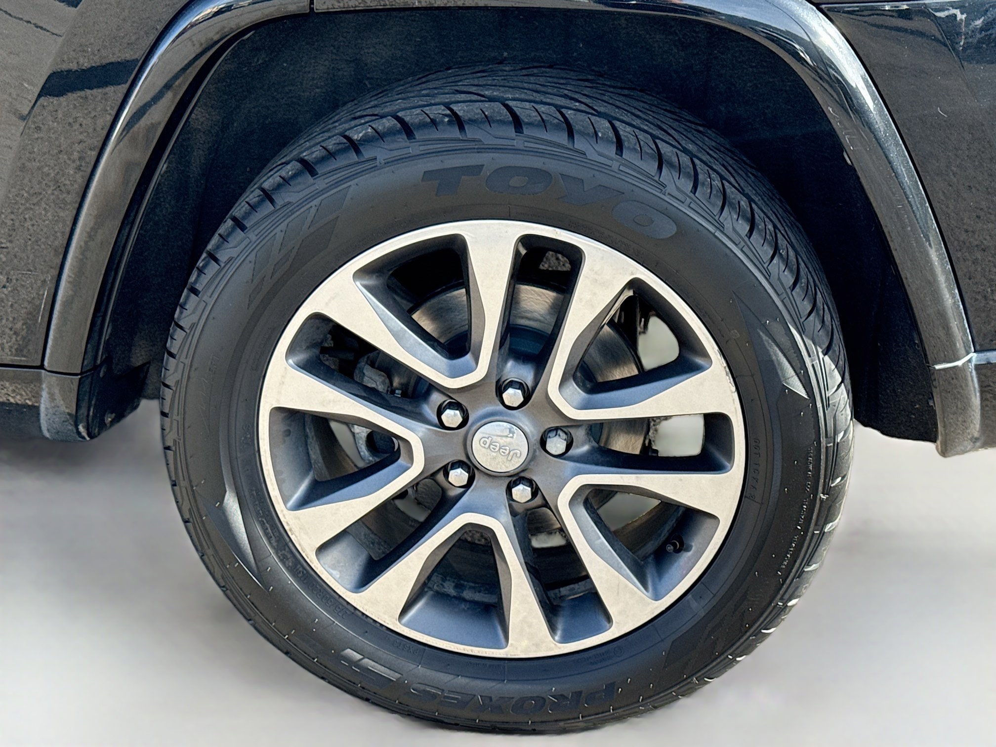 2018 Jeep Grand Cherokee Overland - Photo 11