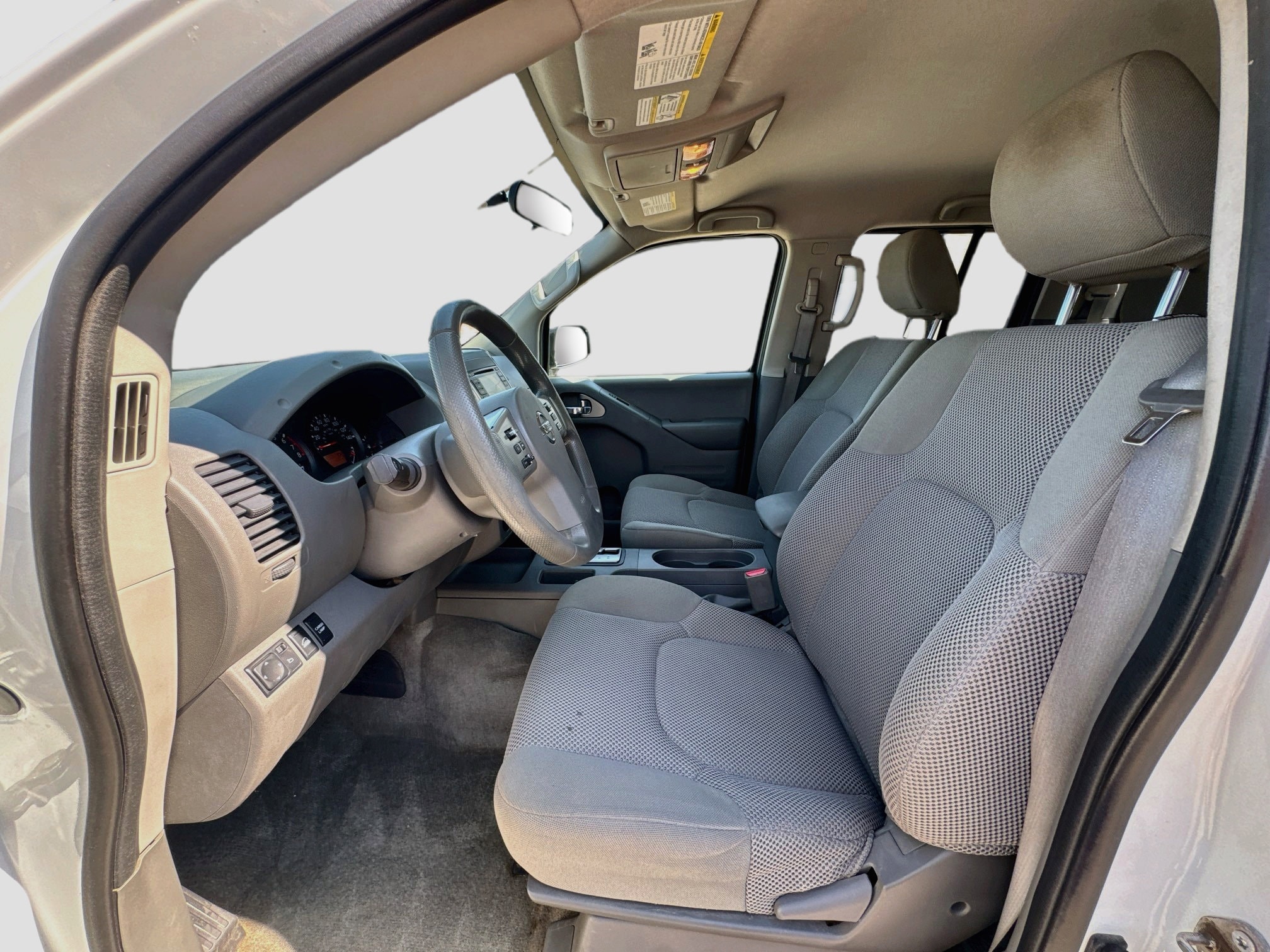 2018 Nissan Frontier SV - Photo 6