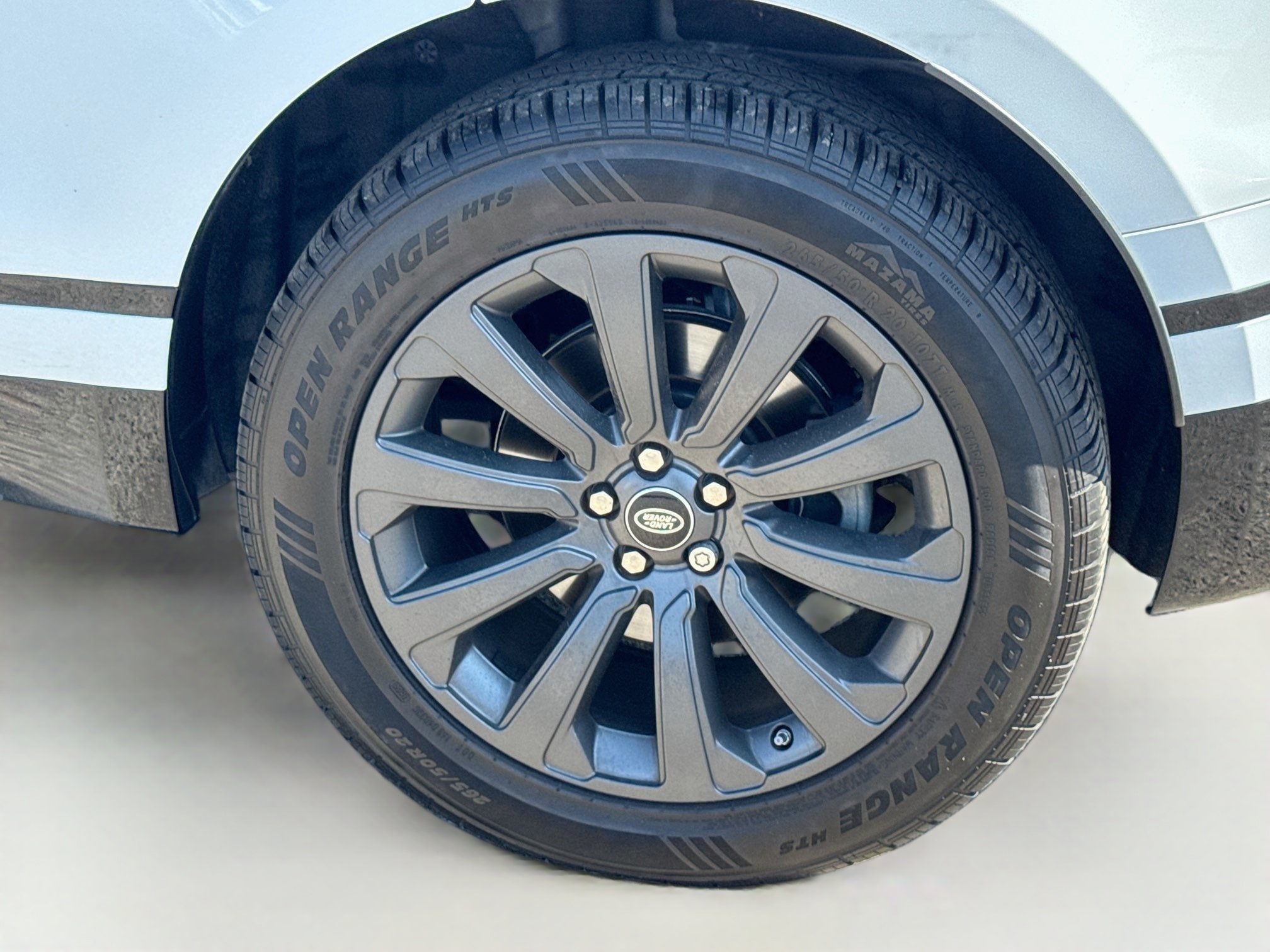 2018 Land Rover Range Rover Velar SE - Photo 11