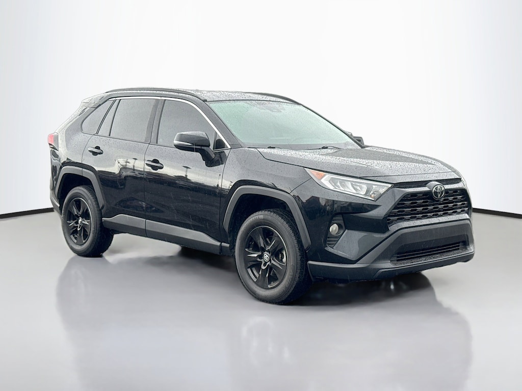 Used 2021 Toyota RAV4 XLE SUV
