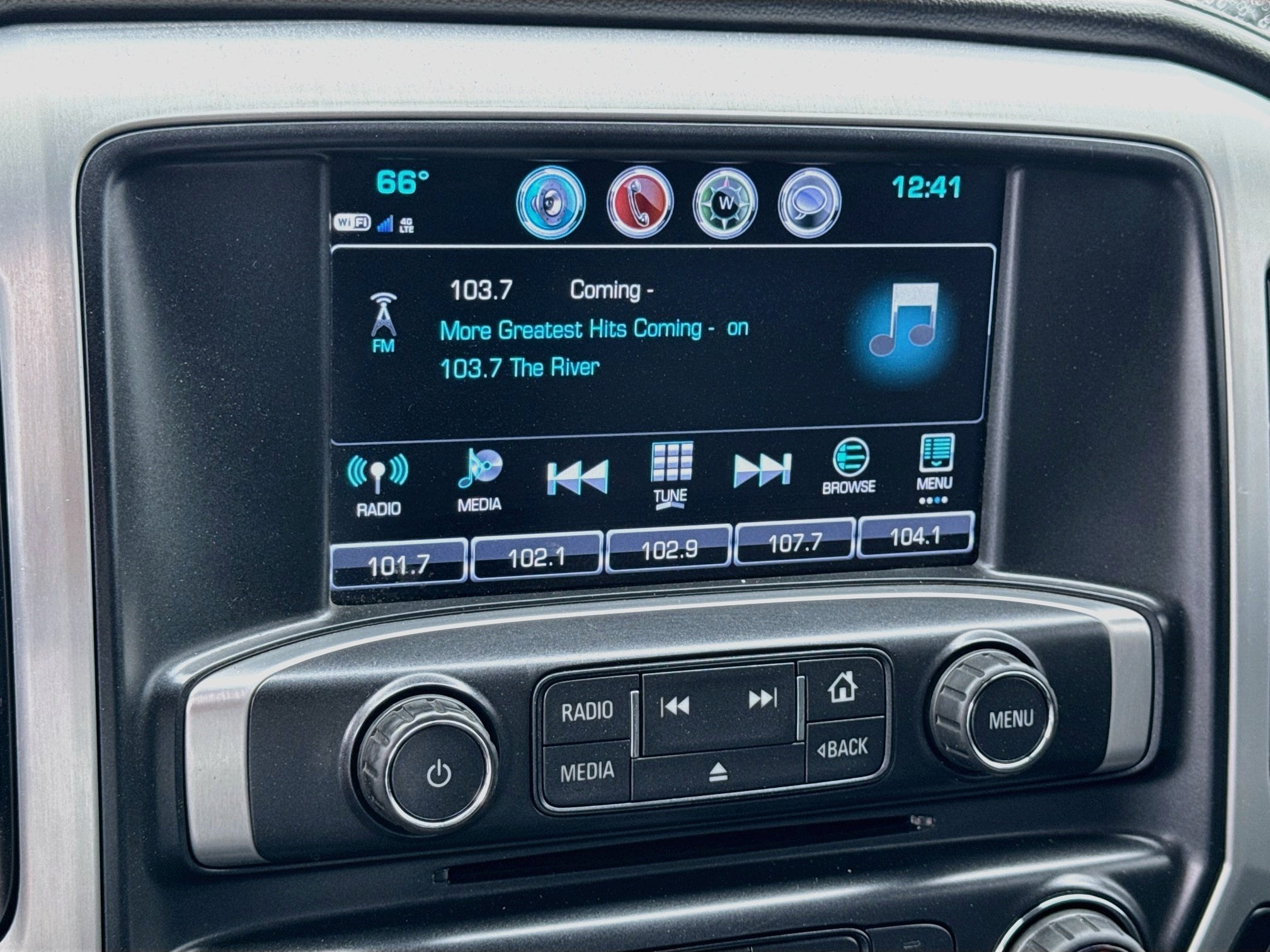 2018 GMC Sierra 1500 SLT - Photo 13