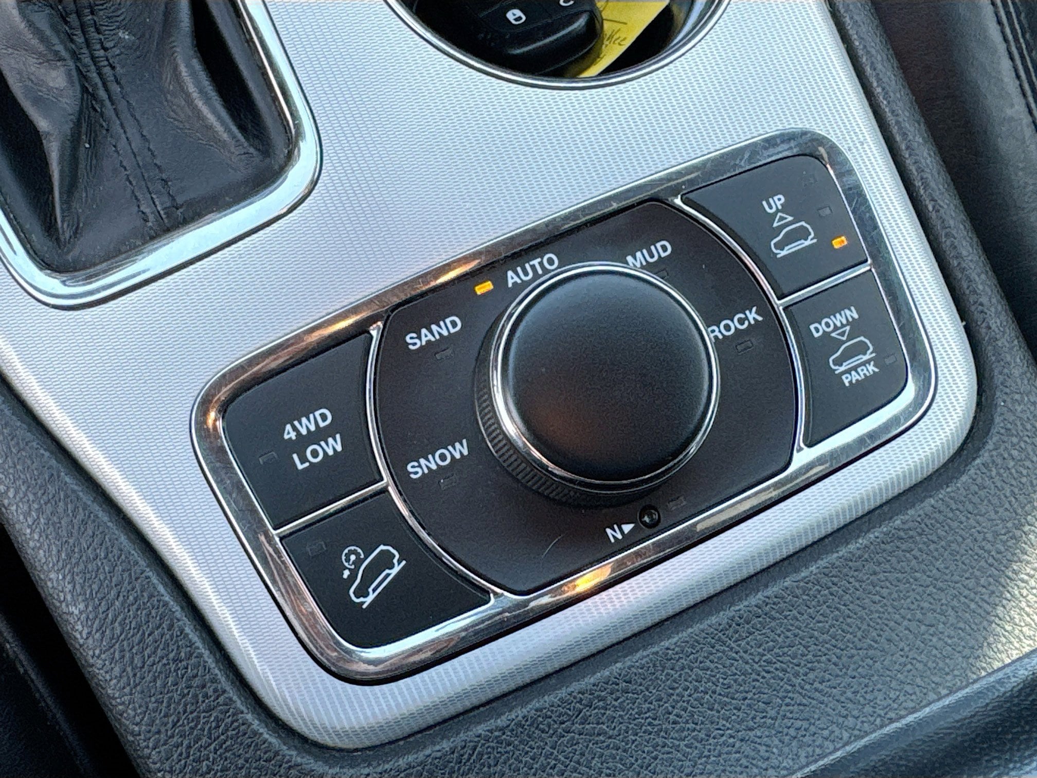 2018 Jeep Grand Cherokee Overland - Photo 35