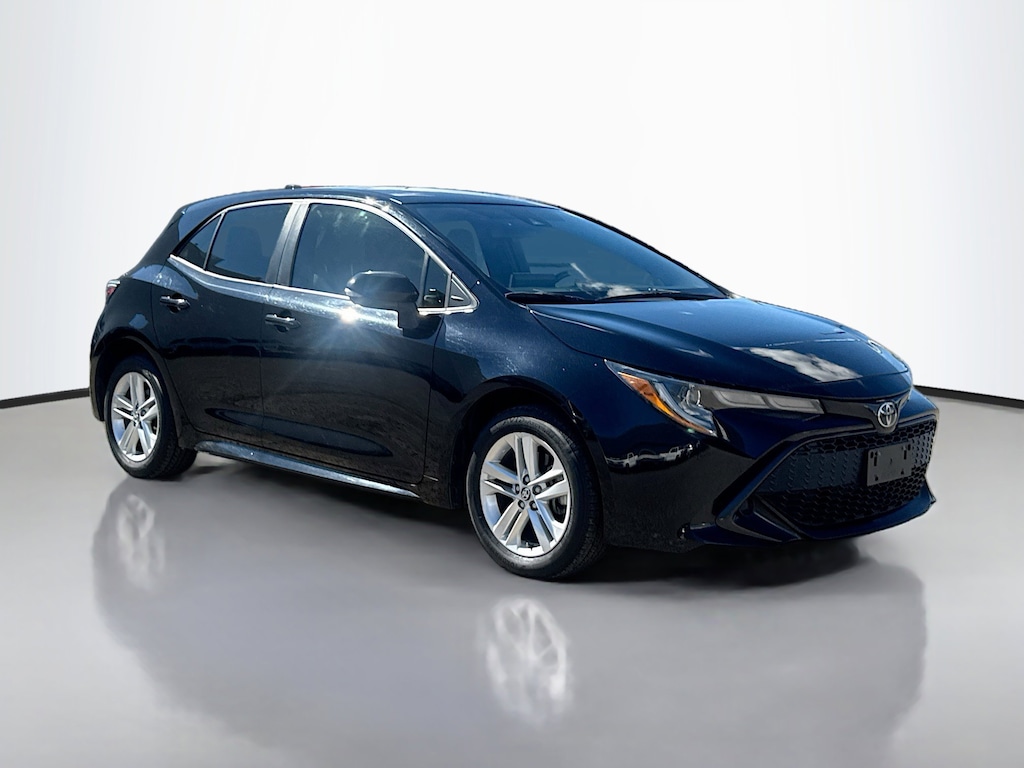 Used 2020 Toyota Corolla Hatchback SE Hatchback